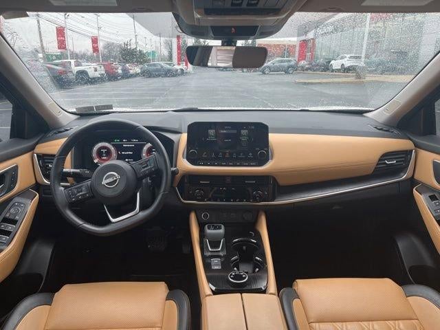 2023 Nissan Rogue AWD Platinum