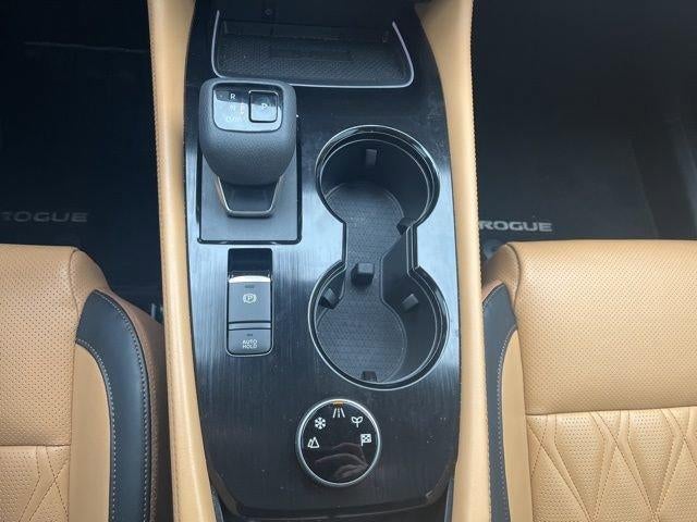 2023 Nissan Rogue AWD Platinum