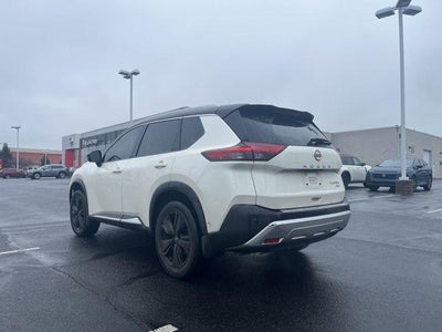 2023 Nissan Rogue AWD Platinum