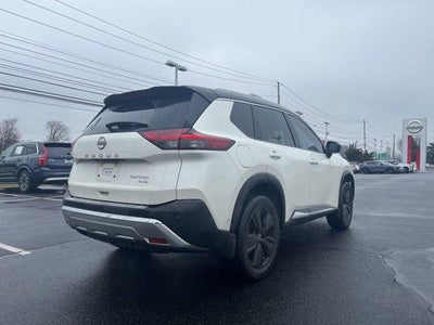 2023 Nissan Rogue AWD Platinum