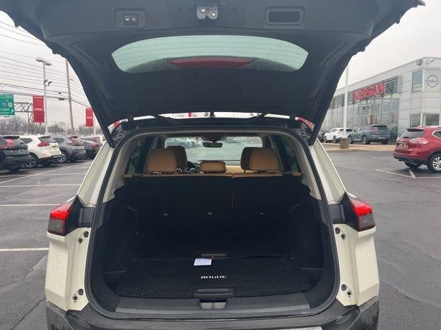 2023 Nissan Rogue AWD Platinum