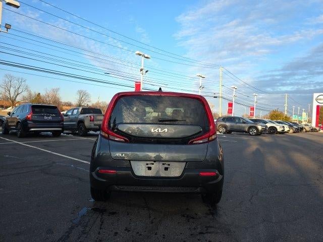 2022 Kia Soul LX IVT