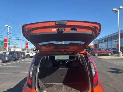 2018 Kia Soul ! Auto