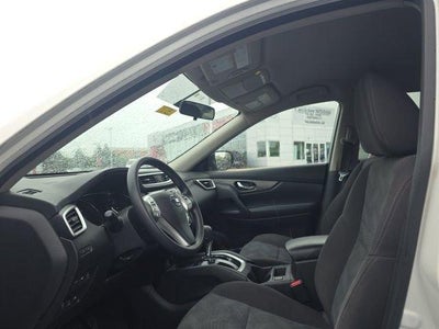 2016 Nissan Rogue AWD 4dr SV