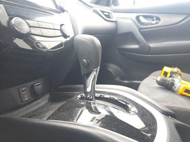 2016 Nissan Rogue AWD 4dr SV