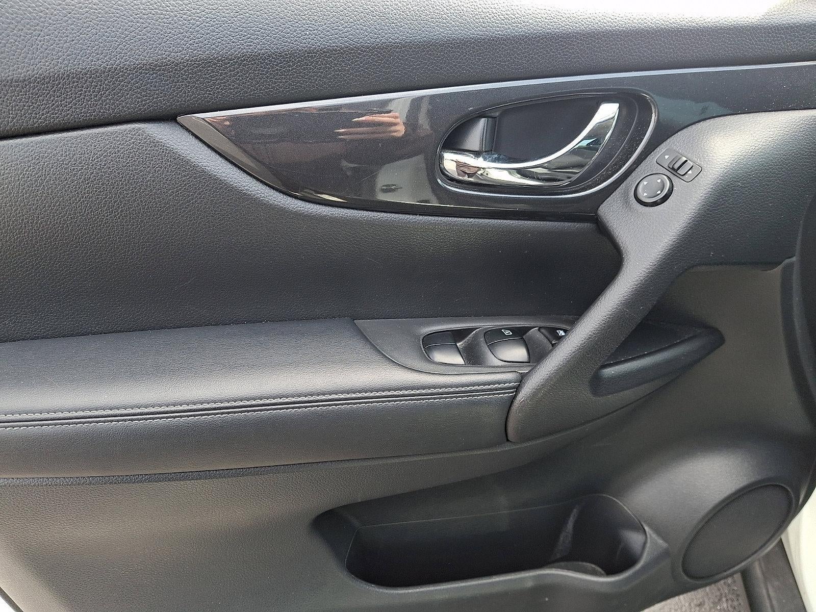 2020 Nissan Rogue AWD SV