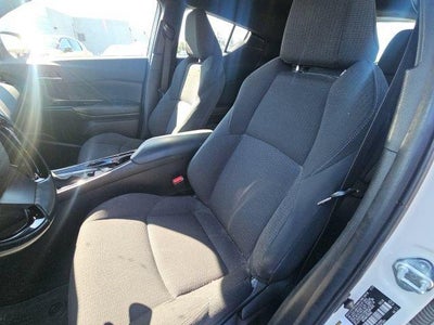 2019 Toyota C-HR XLE FWD (Natl)