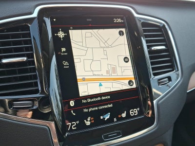 2022 Volvo XC90 T6 AWD Momentum 7P