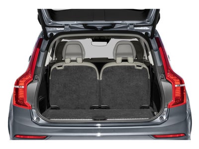 2022 Volvo XC90 T6 AWD Momentum 7P