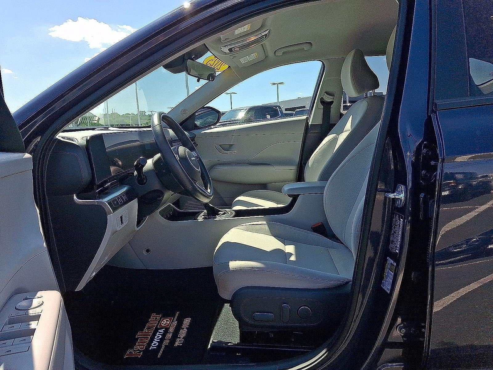 2025 Hyundai KONA SEL
