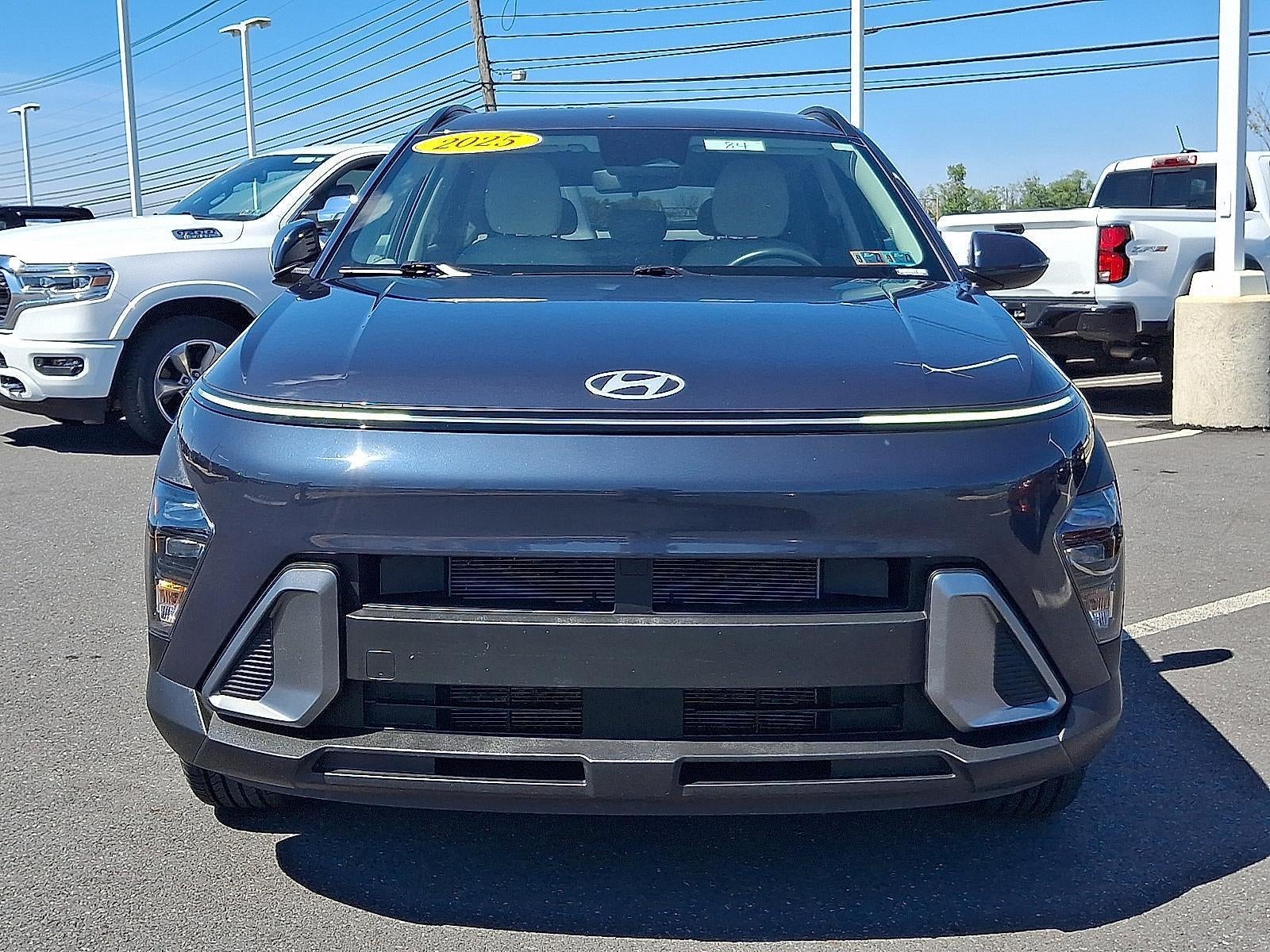 2025 Hyundai KONA SEL