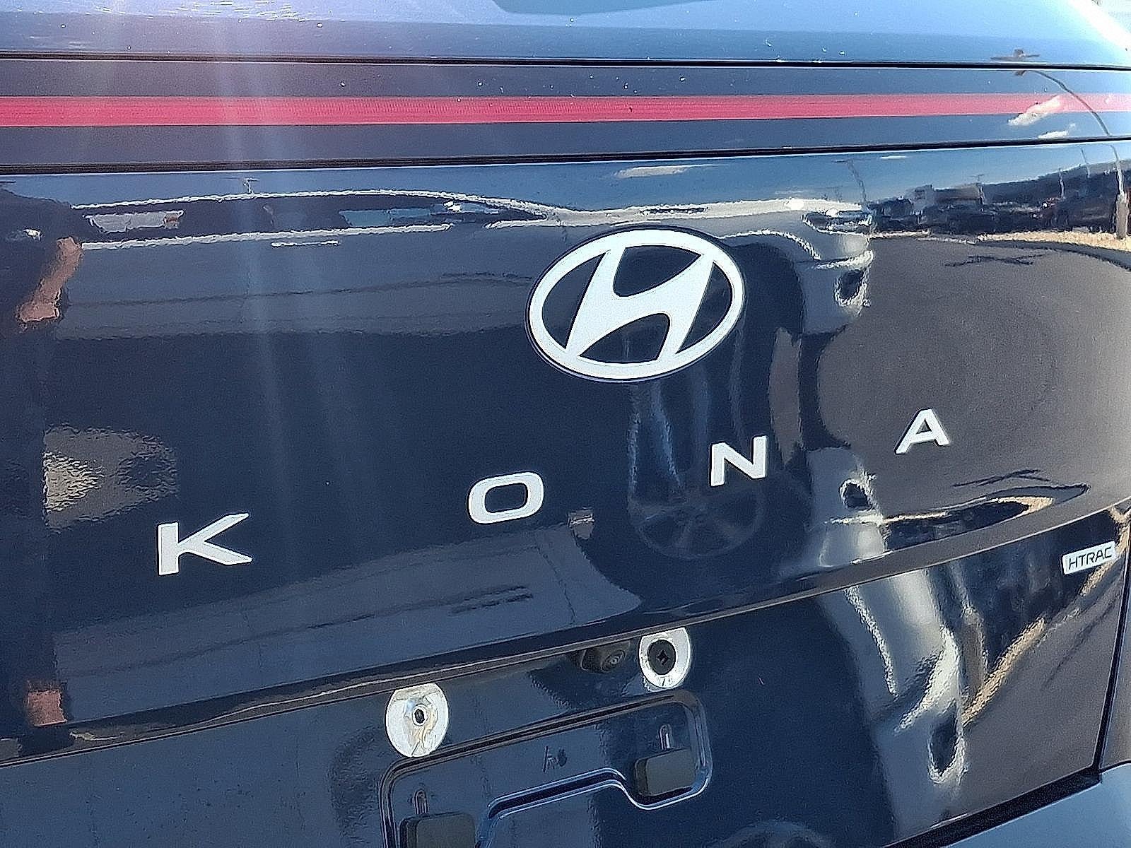 2025 Hyundai KONA SEL