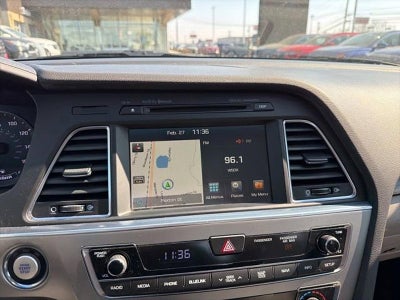 2016 Hyundai SONATA Hybrid Limited