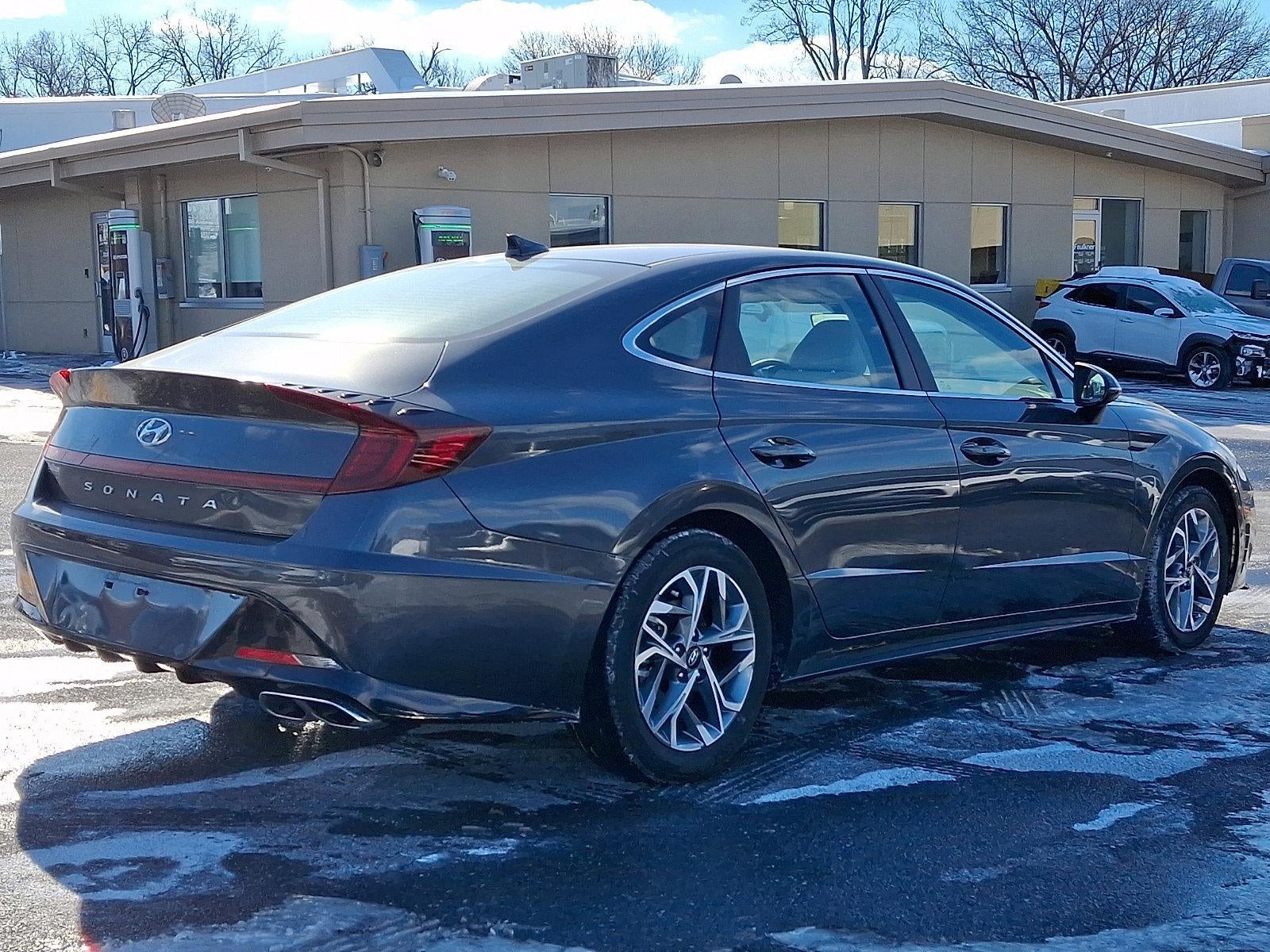 2023 Hyundai SONATA SEL