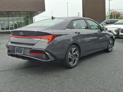 2024 Hyundai ELANTRA SEL