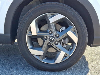 2024 Hyundai VENUE SEL